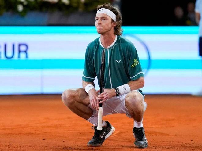 恩里克需要 恩里克需要