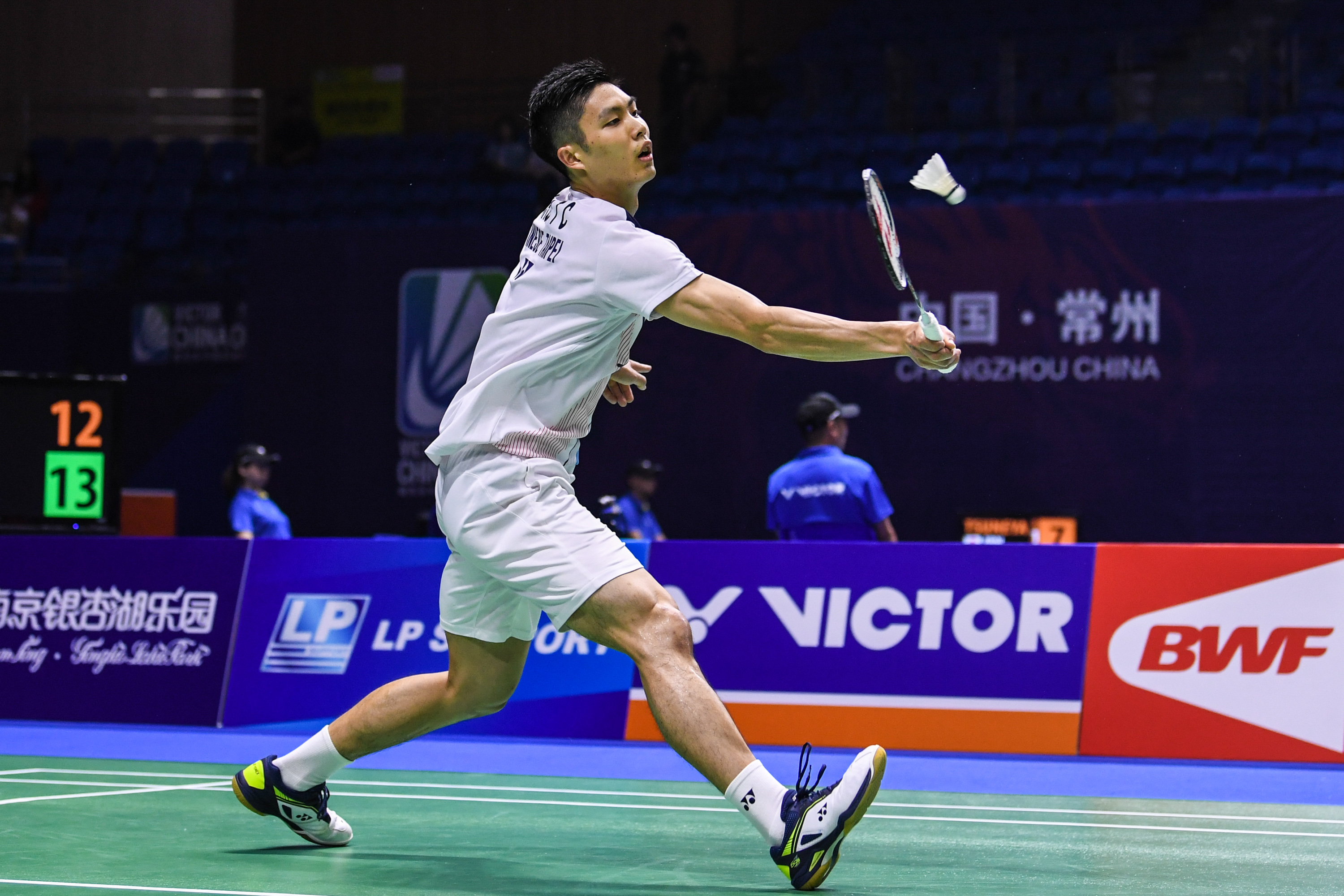 上似乎放松 上似乎放松